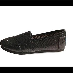 Tom’s classic flat, women’s size 10, black glitter